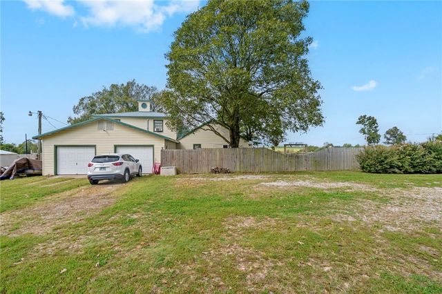 2855 Henri De Tonti Boulevard, Tontitown, AR 72762