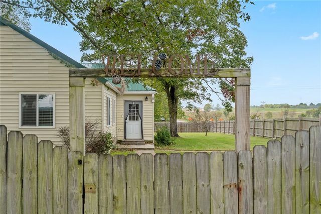 2855 Henri De Tonti Boulevard, Tontitown, AR 72762