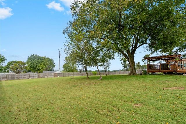 2855 Henri De Tonti Boulevard, Tontitown, AR 72762