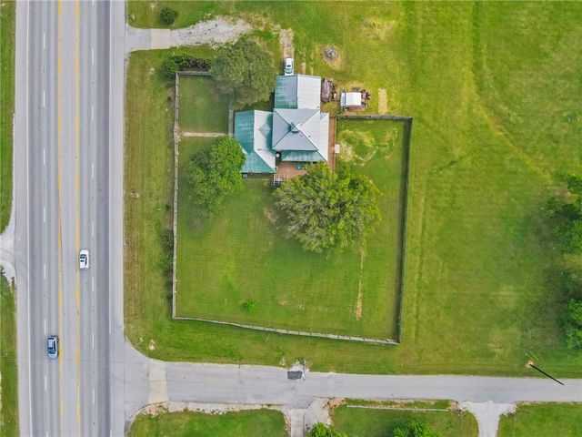 2855 Henri De Tonti Boulevard, Tontitown, AR 72762