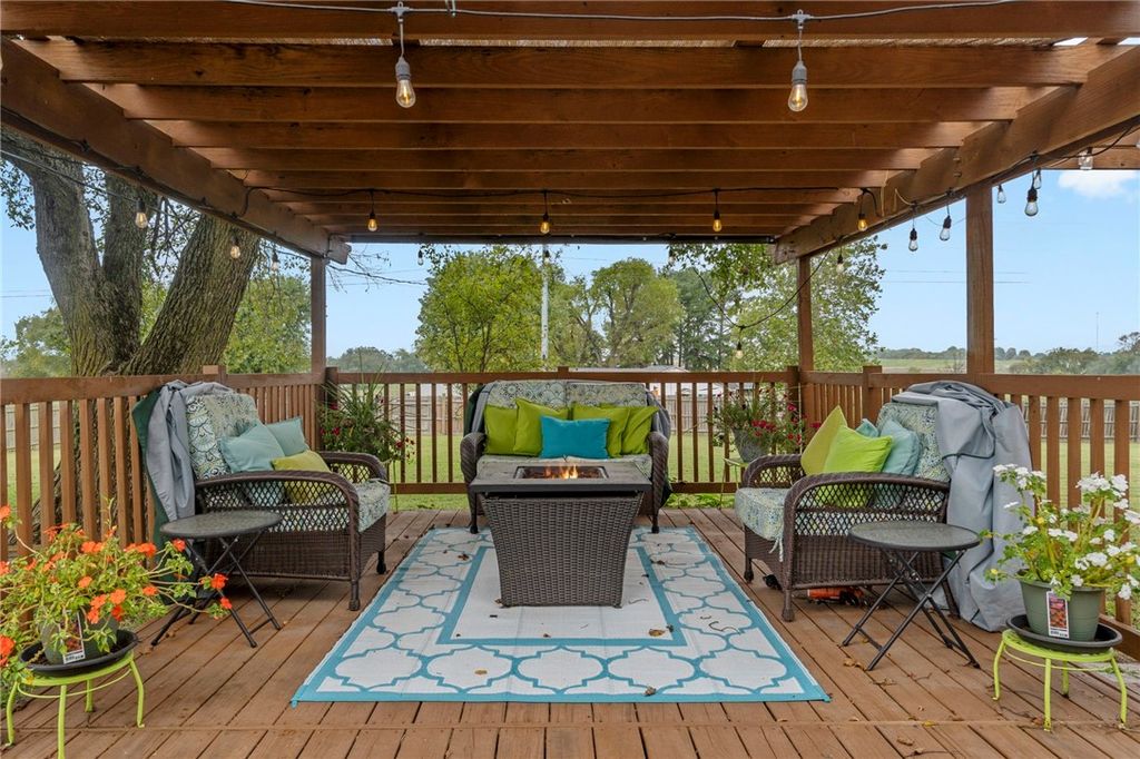 2855 Henri De Tonti Boulevard, Tontitown, AR 72762