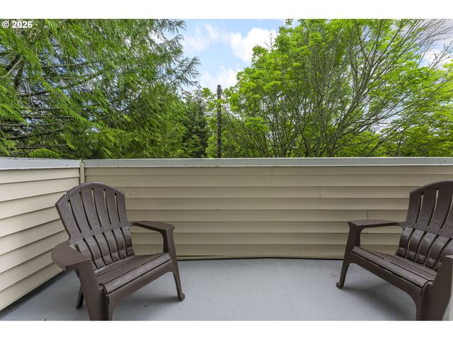 12100 Sw SWIFT Ave 101, Beaverton, OR 97007