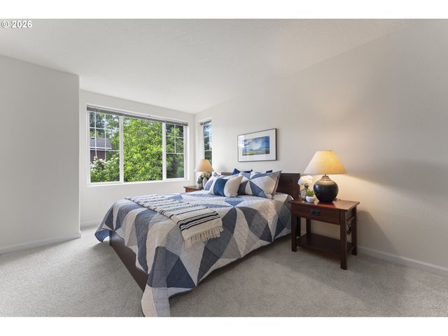 12100 Sw SWIFT Ave 101, Beaverton, OR 97007
