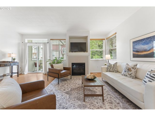 12100 Sw SWIFT Ave 101, Beaverton, OR 97007