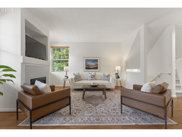 12100 Sw SWIFT Ave 101, Beaverton, OR 97007