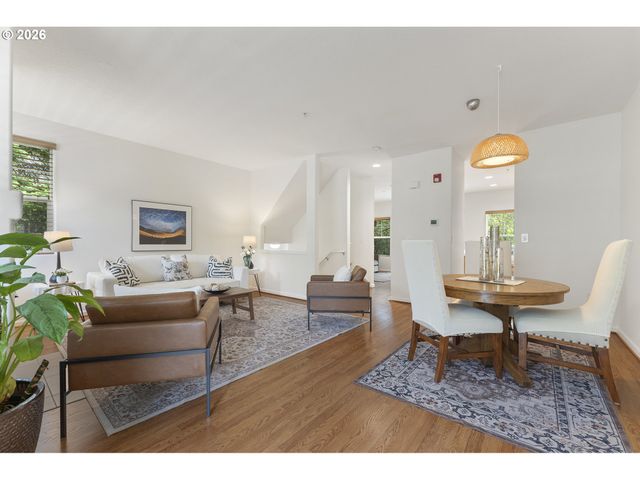 12100 Sw SWIFT Ave 101, Beaverton, OR 97007