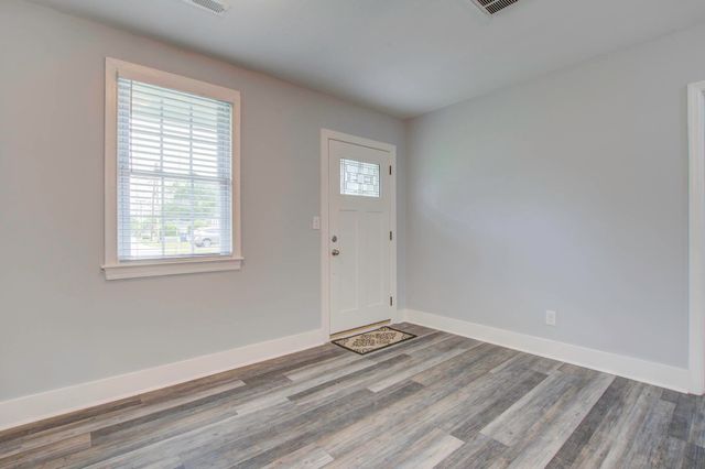 1009 Diana Street, Charleston, SC 29407