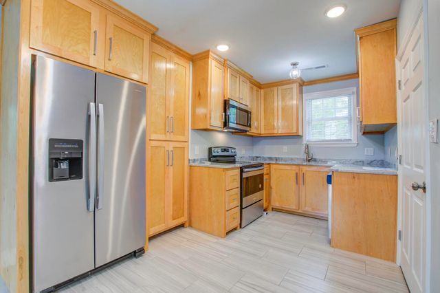1009 Diana Street, Charleston, SC 29407