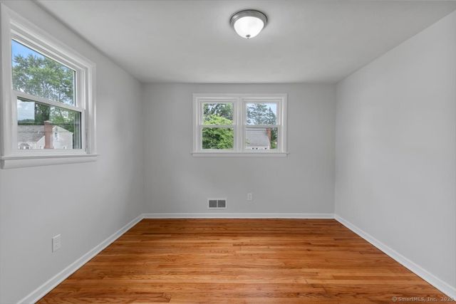 230 Green Road, Manchester, CT 06042