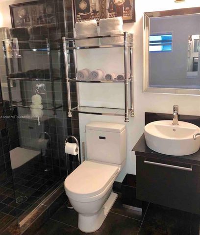 1560 Pennsylvania Ave 215, Miami Beach, FL 33139