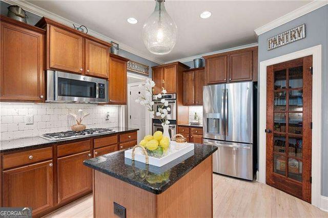 4958 Aviary Drive NW, Acworth, GA 30101