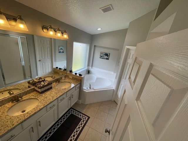 144 MADIERA BEACH BOULEVARD, Kissimmee, FL 34746