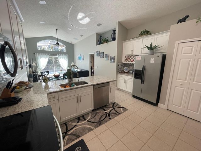 144 MADIERA BEACH BOULEVARD, Kissimmee, FL 34746