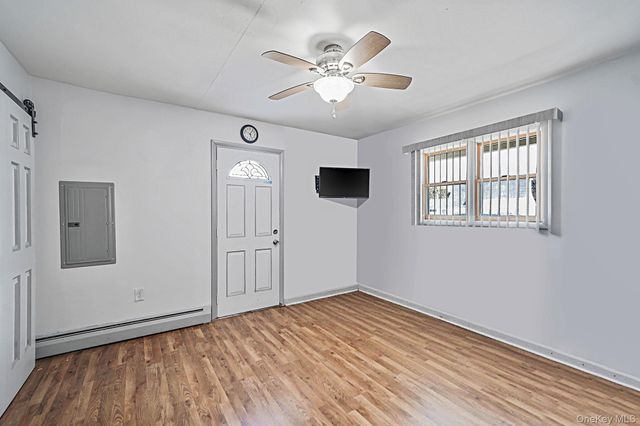 68 Coppersmith Road, Levittown, NY 11756