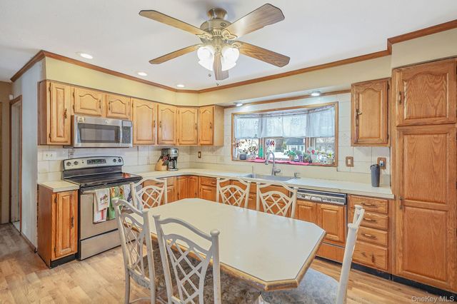 68 Coppersmith Road, Levittown, NY 11756