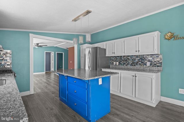 200 BOONES DR, Lothian, MD 20711