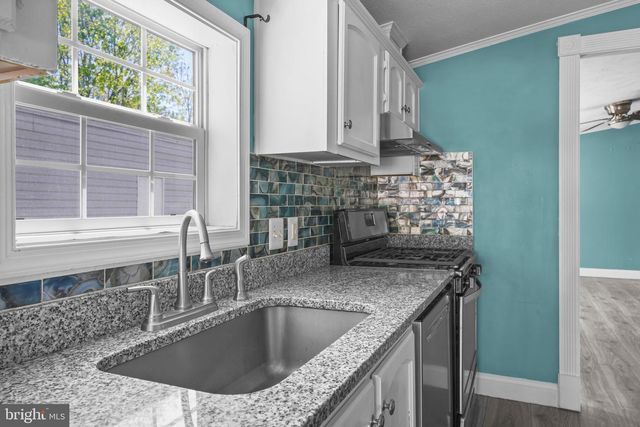 200 BOONES DR, Lothian, MD 20711