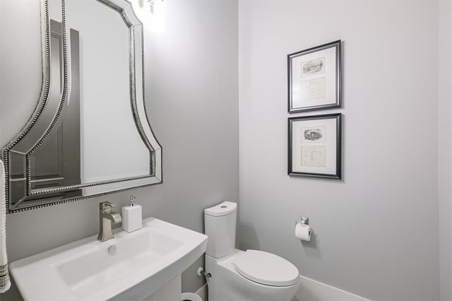 129 Arnold Street, Houston, TX 77007