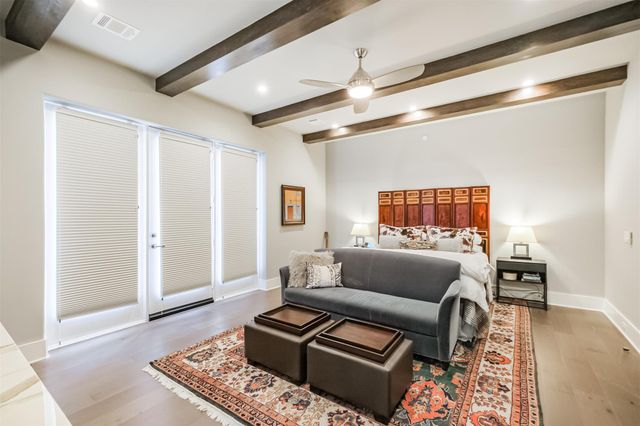 129 Arnold Street, Houston, TX 77007