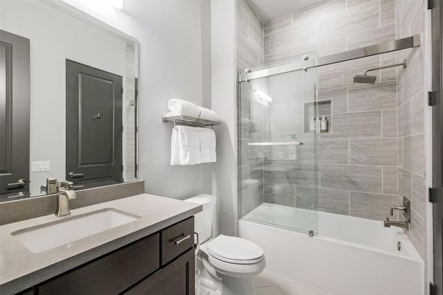 129 Arnold Street, Houston, TX 77007