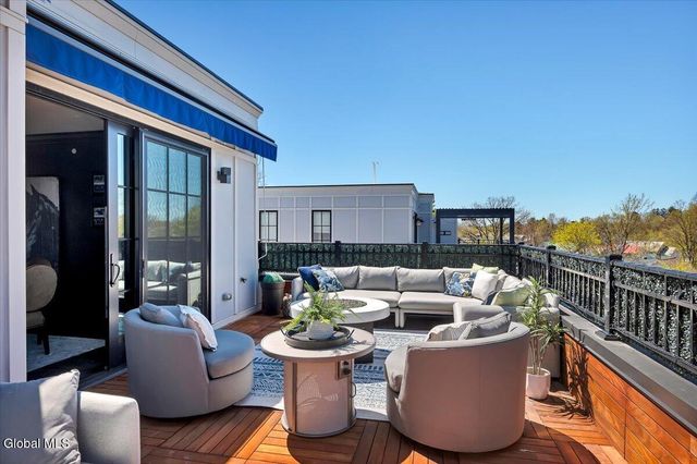 17 Marvin Alley A, Saratoga Springs, NY 12866