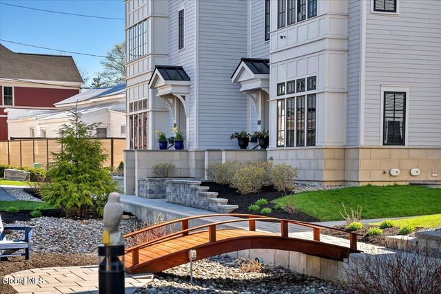 17 Marvin Alley A, Saratoga Springs, NY 12866