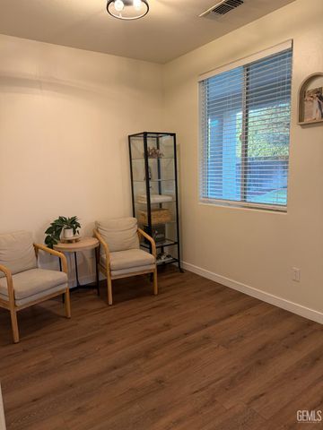 11508 Alton Manor Drive, Bakersfield, CA 93312