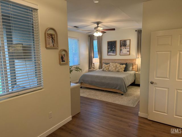 11508 Alton Manor Drive, Bakersfield, CA 93312