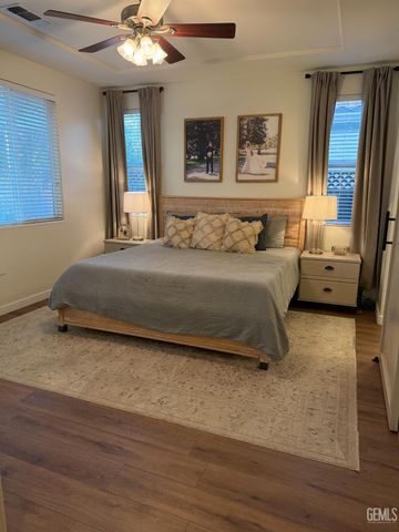 11508 Alton Manor Drive, Bakersfield, CA 93312