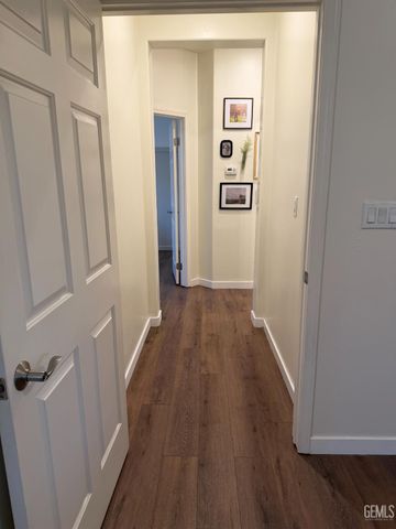 11508 Alton Manor Drive, Bakersfield, CA 93312