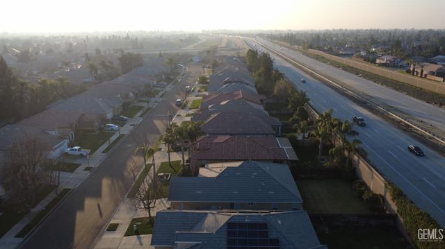 11508 Alton Manor Drive, Bakersfield, CA 93312