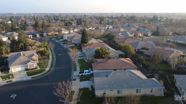 11508 Alton Manor Drive, Bakersfield, CA 93312