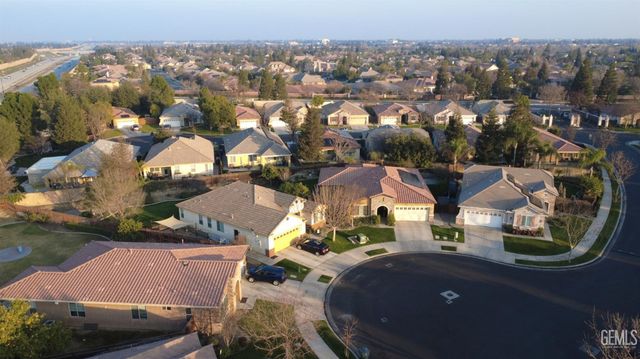 11508 Alton Manor Drive, Bakersfield, CA 93312