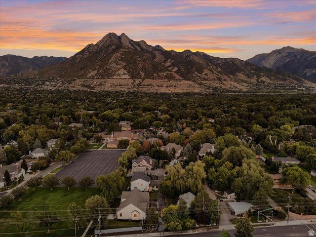 1987 E WALKER MEADOWS CIR, Holladay, UT 84117