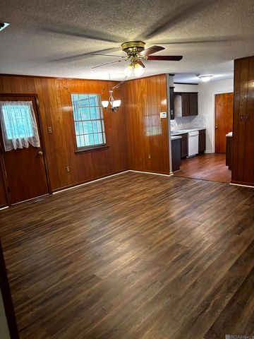 525 Bonnie Jean Dr, Baton Rouge, LA 70819
