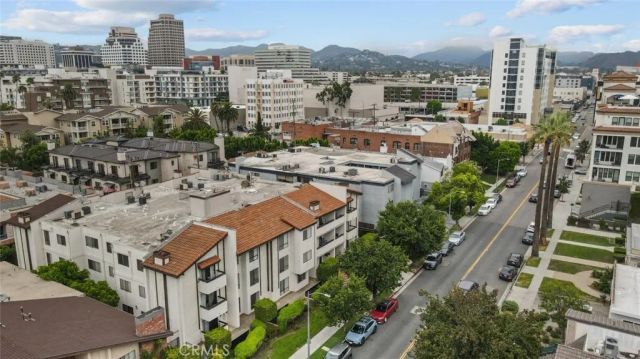 339 W Wilson 305, Glendale, CA 91203