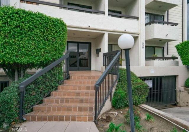 339 W Wilson 305, Glendale, CA 91203