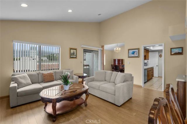 339 W Wilson 305, Glendale, CA 91203