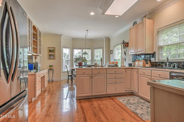 243 Southridge Drive, Blountville, TN 37617