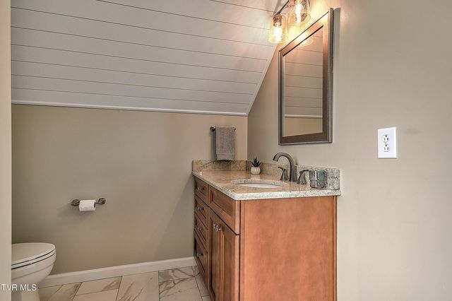 243 Southridge Drive, Blountville, TN 37617