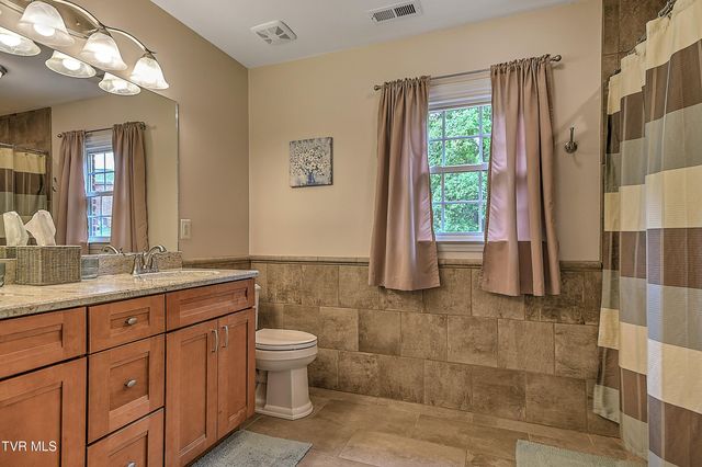 243 Southridge Drive, Blountville, TN 37617