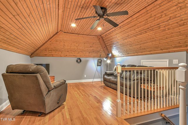 243 Southridge Drive, Blountville, TN 37617