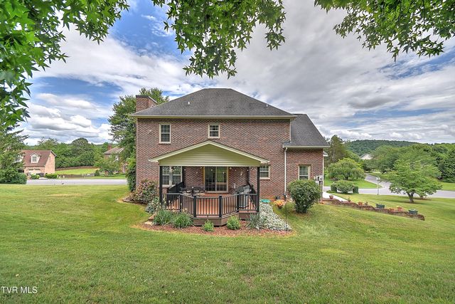 243 Southridge Drive, Blountville, TN 37617