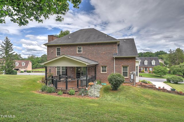 243 Southridge Drive, Blountville, TN 37617