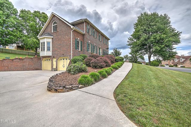 243 Southridge Drive, Blountville, TN 37617