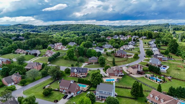 243 Southridge Drive, Blountville, TN 37617