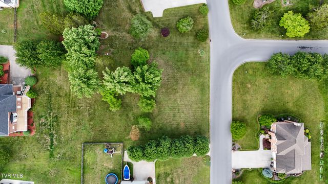 243 Southridge Drive, Blountville, TN 37617