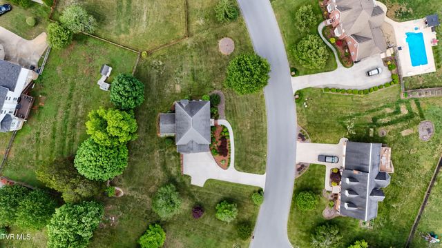 243 Southridge Drive, Blountville, TN 37617
