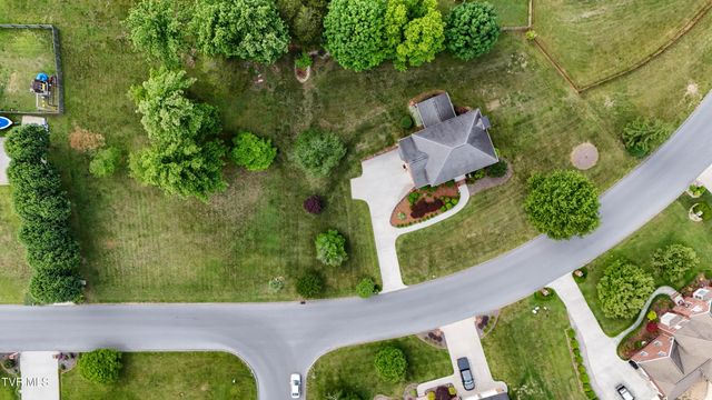 243 Southridge Drive, Blountville, TN 37617