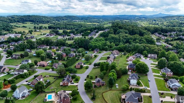 243 Southridge Drive, Blountville, TN 37617